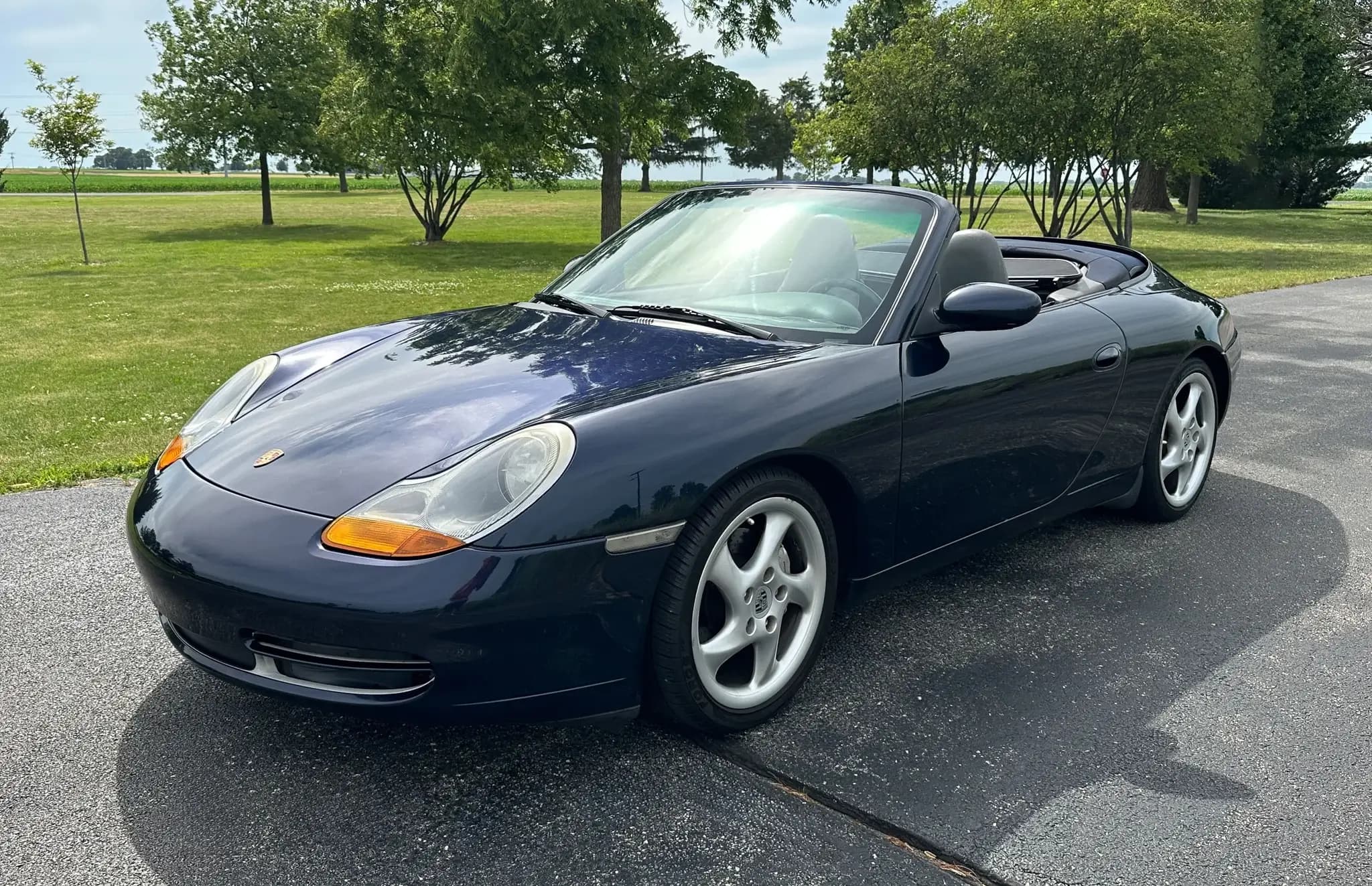 2000 Porsche Carrera 4 Cabriolet sold for $10,750