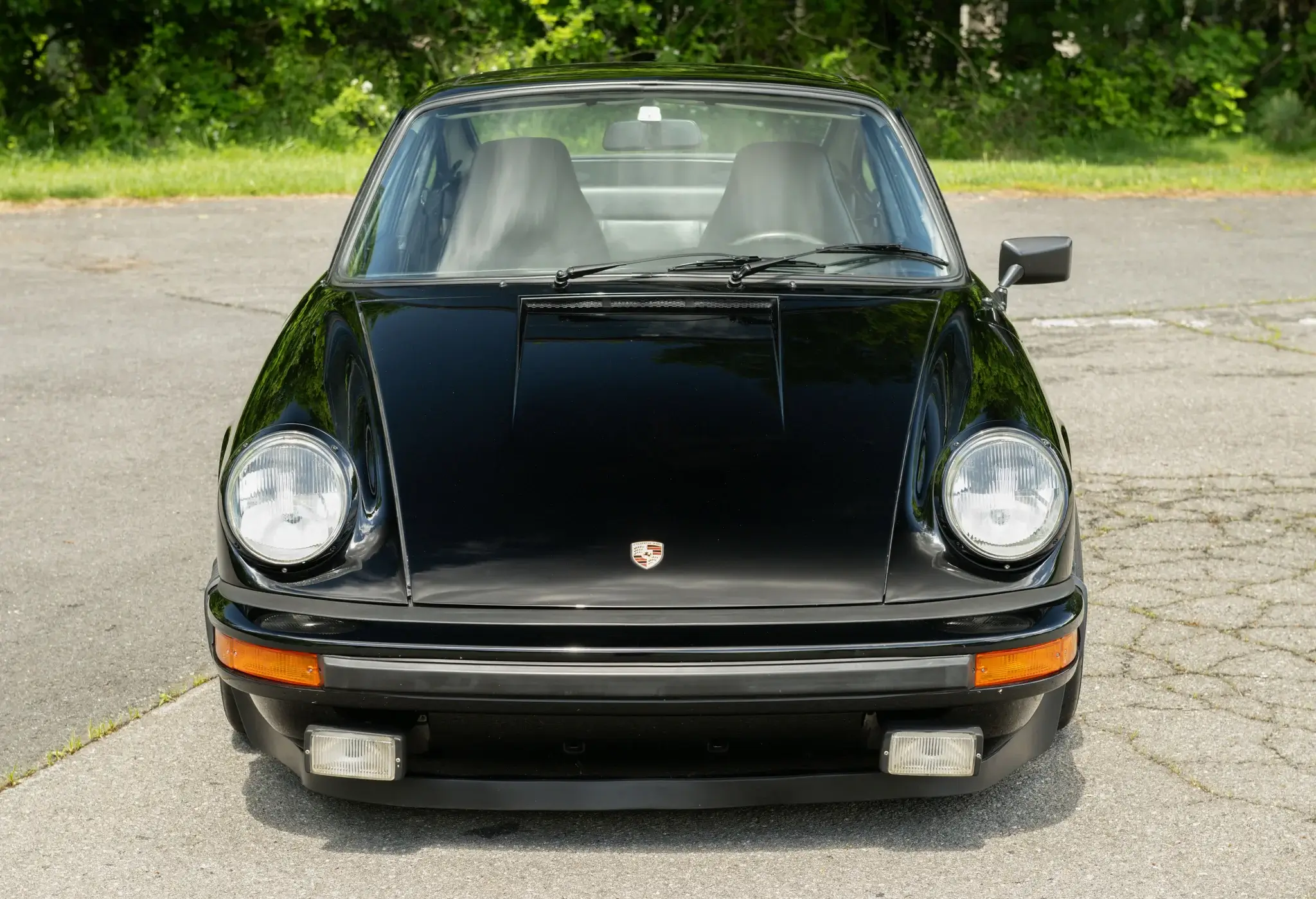 1975 Porsche 911 Carrera sold for $80,000
