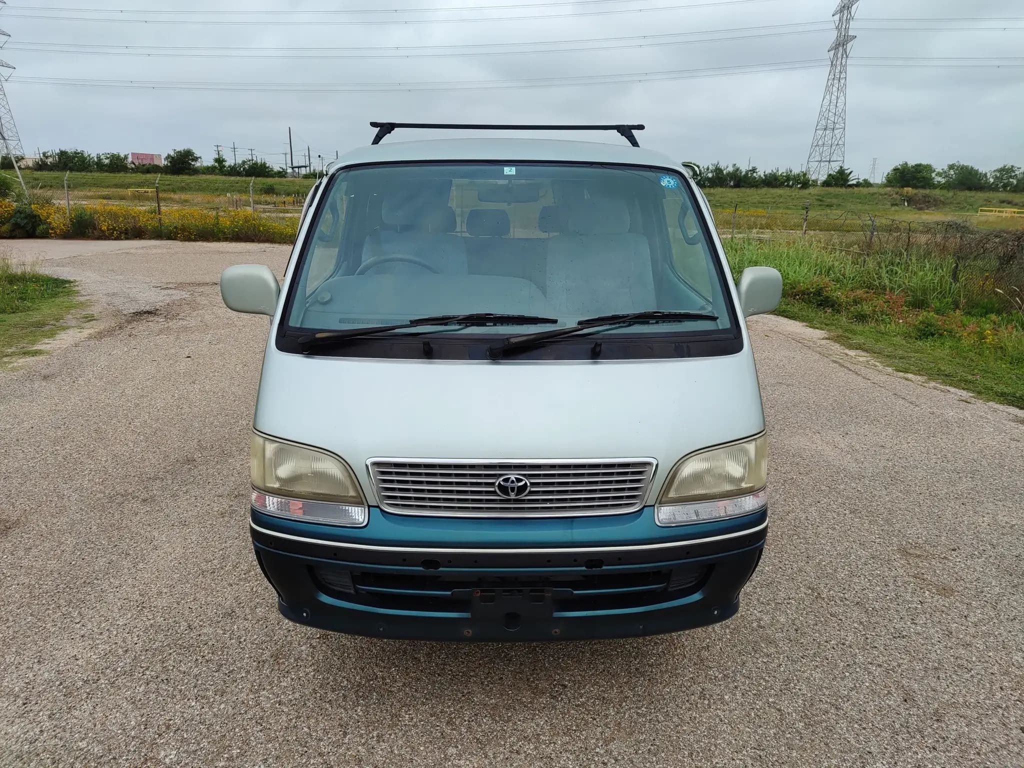 1996 Toyota HiAce sold for $4,300