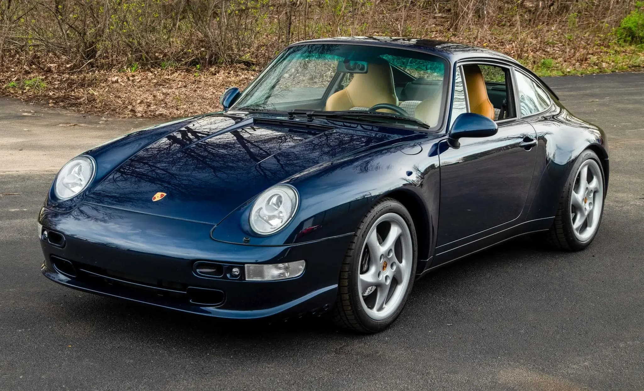 1997 Porsche 911 Carrera sold for $130,000