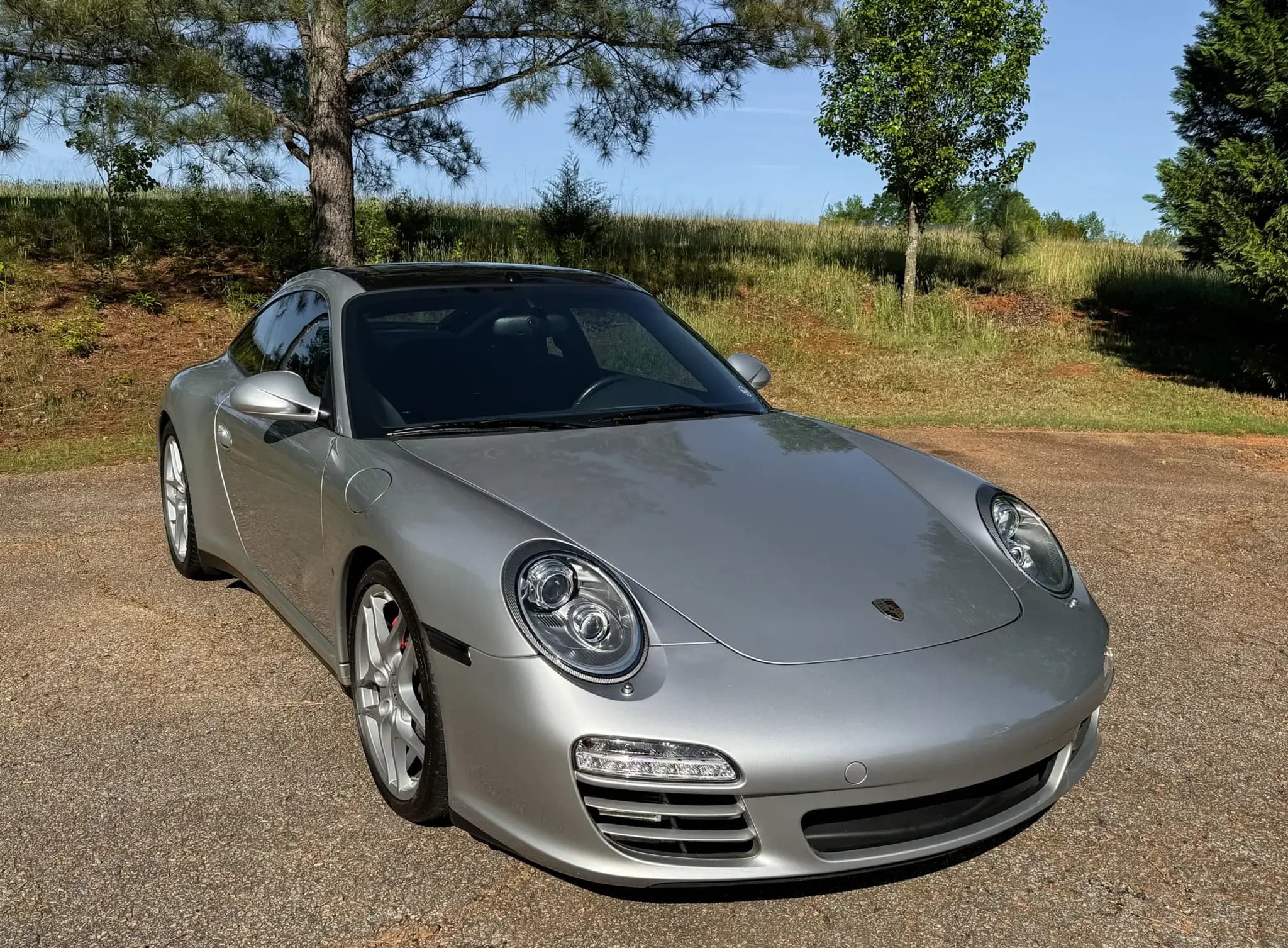 2010 Porsche Targa 4s sold for $75,500