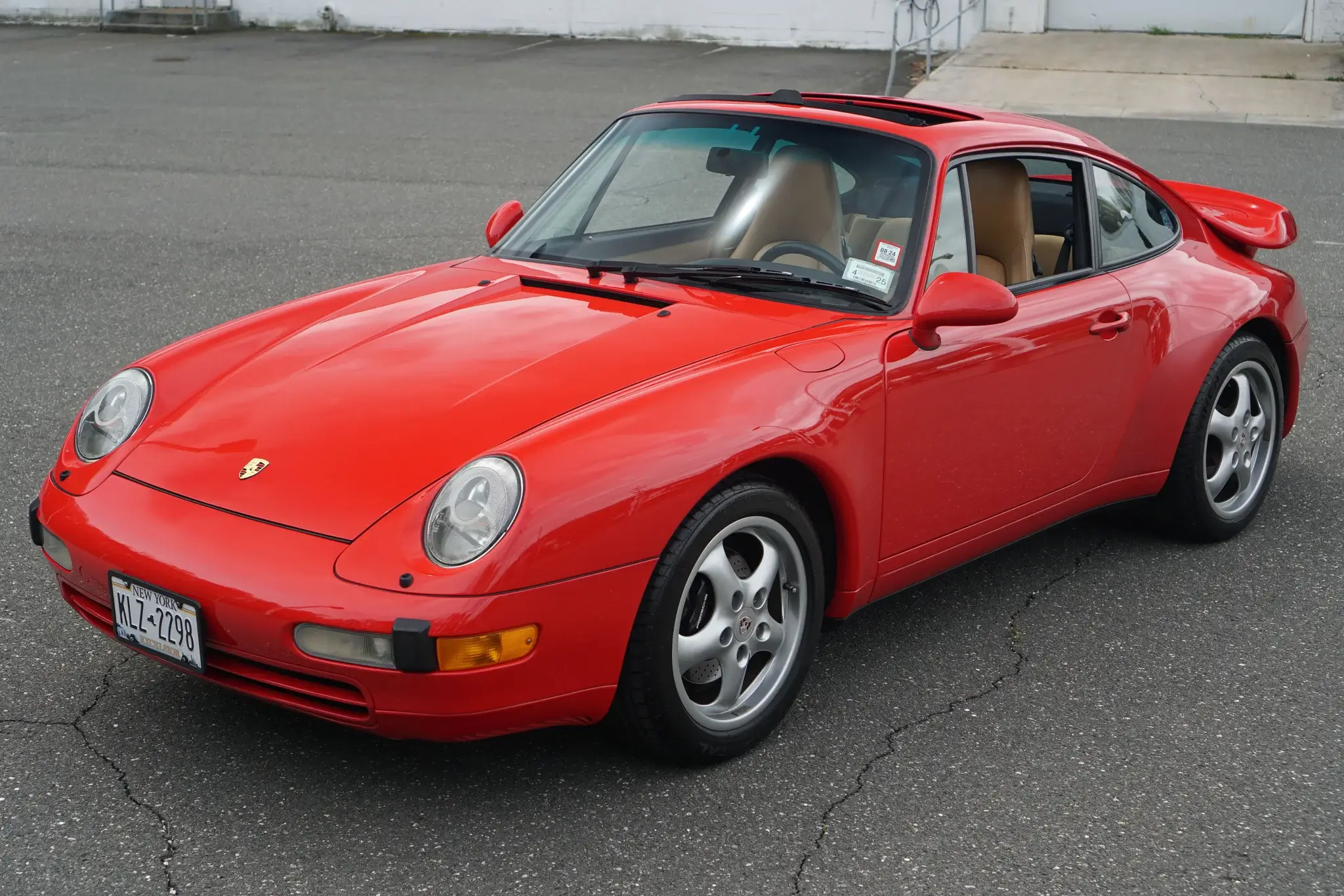 1995 Porsche 911 Carrera sold for $112,222