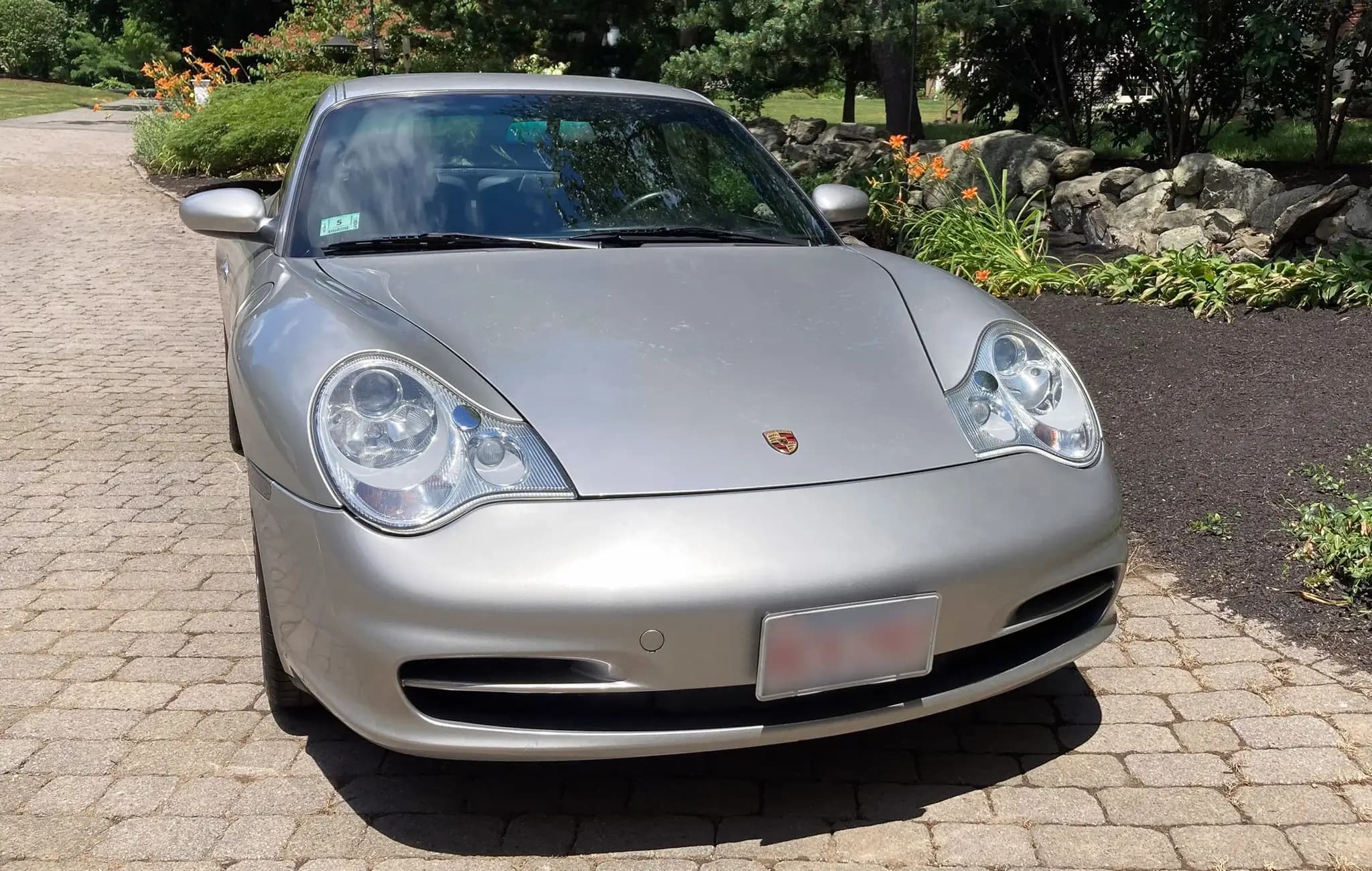 2004 Porsche 911 Carrera sold for $26,000