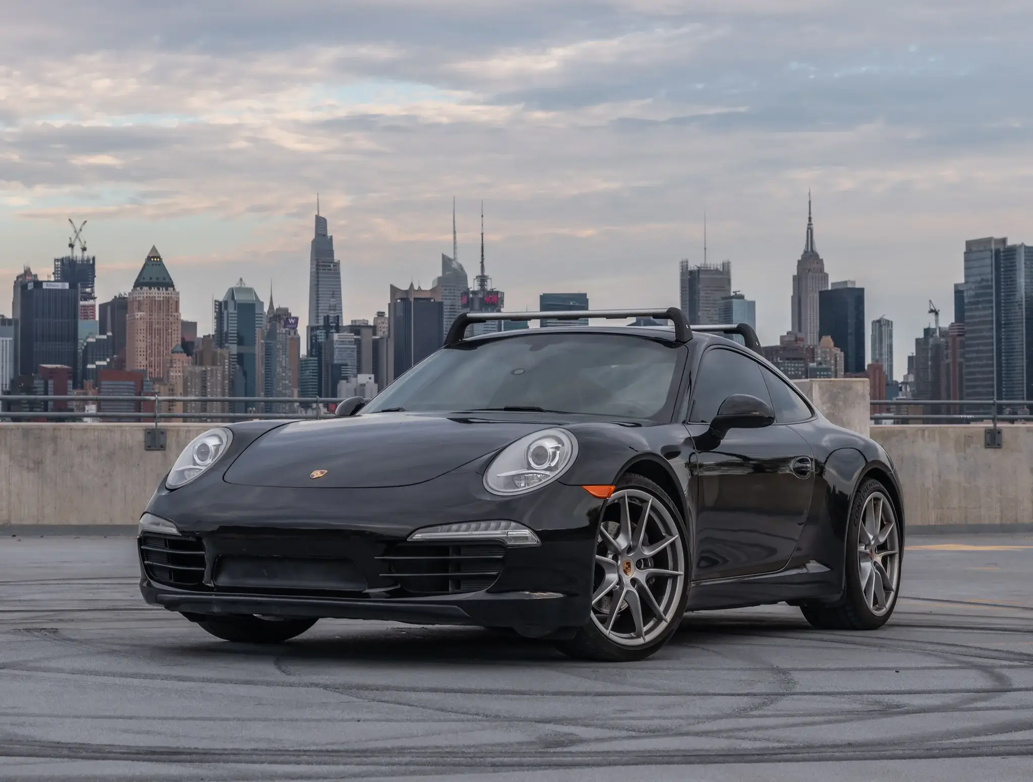 2013 Porsche 911 Carrera sold for $39,000