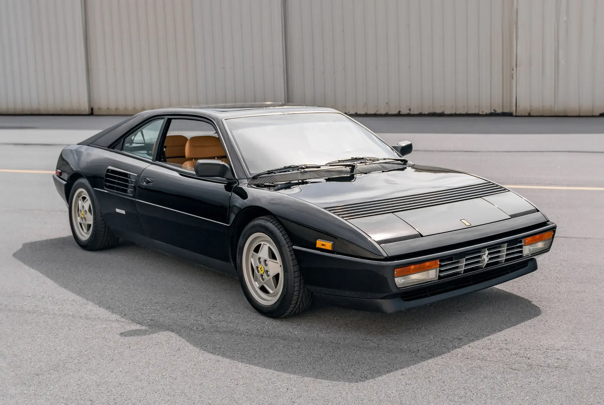 1989 Ferrari Mondial t sold for $48,500