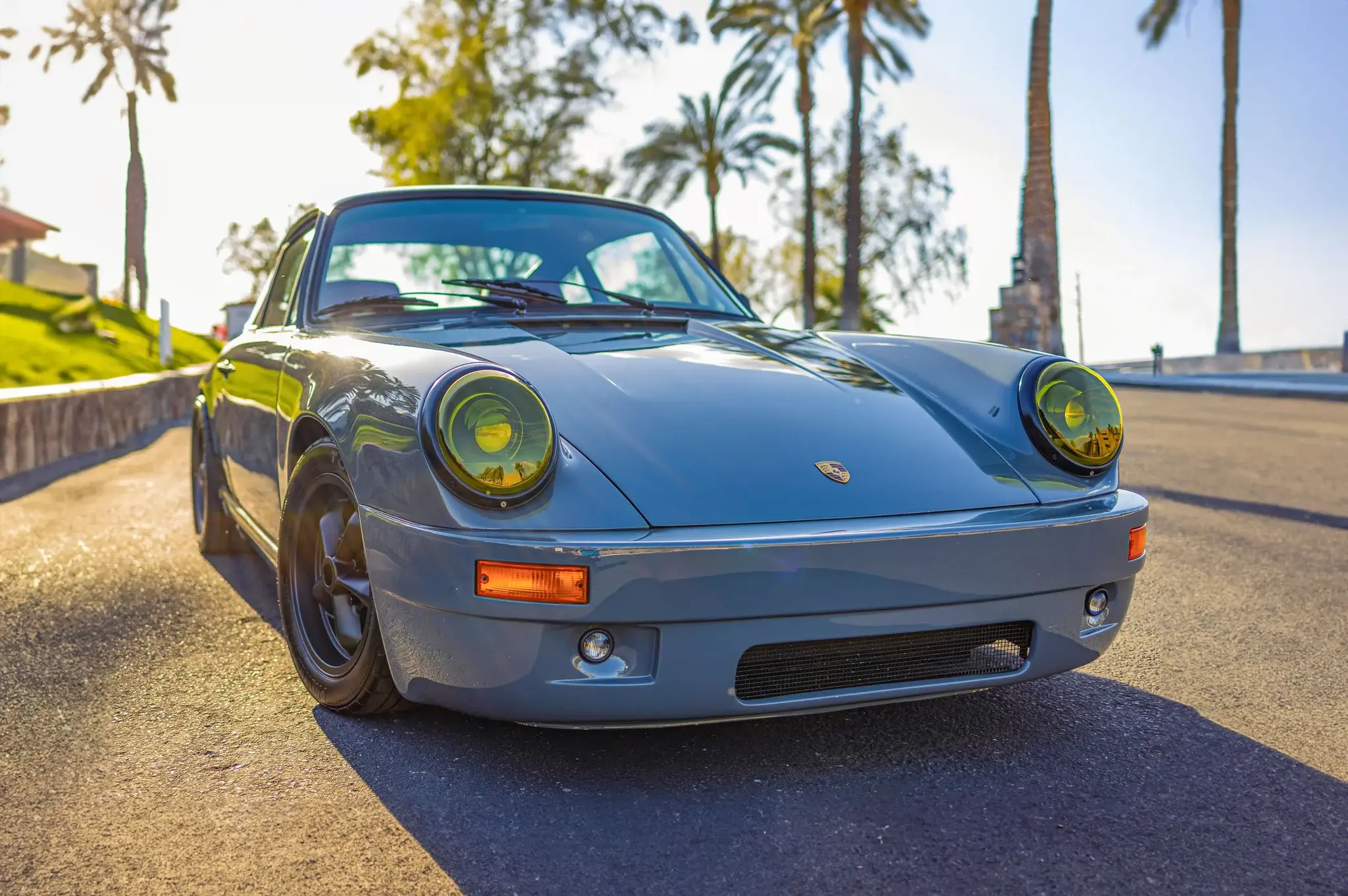 1975 Porsche 911 Carrera sold for $150,000