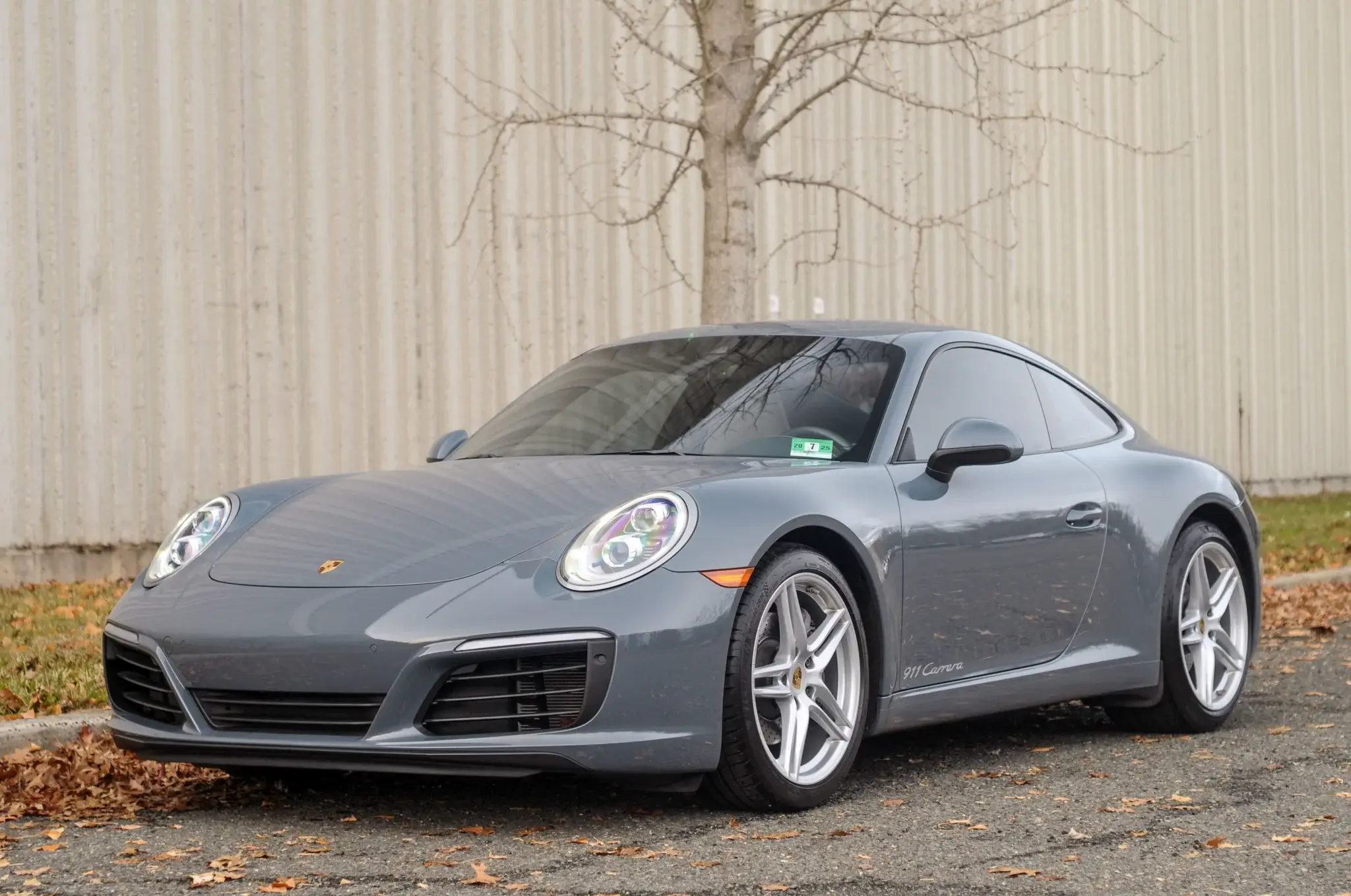 2018 Porsche 911 Carrera sold for $75,500