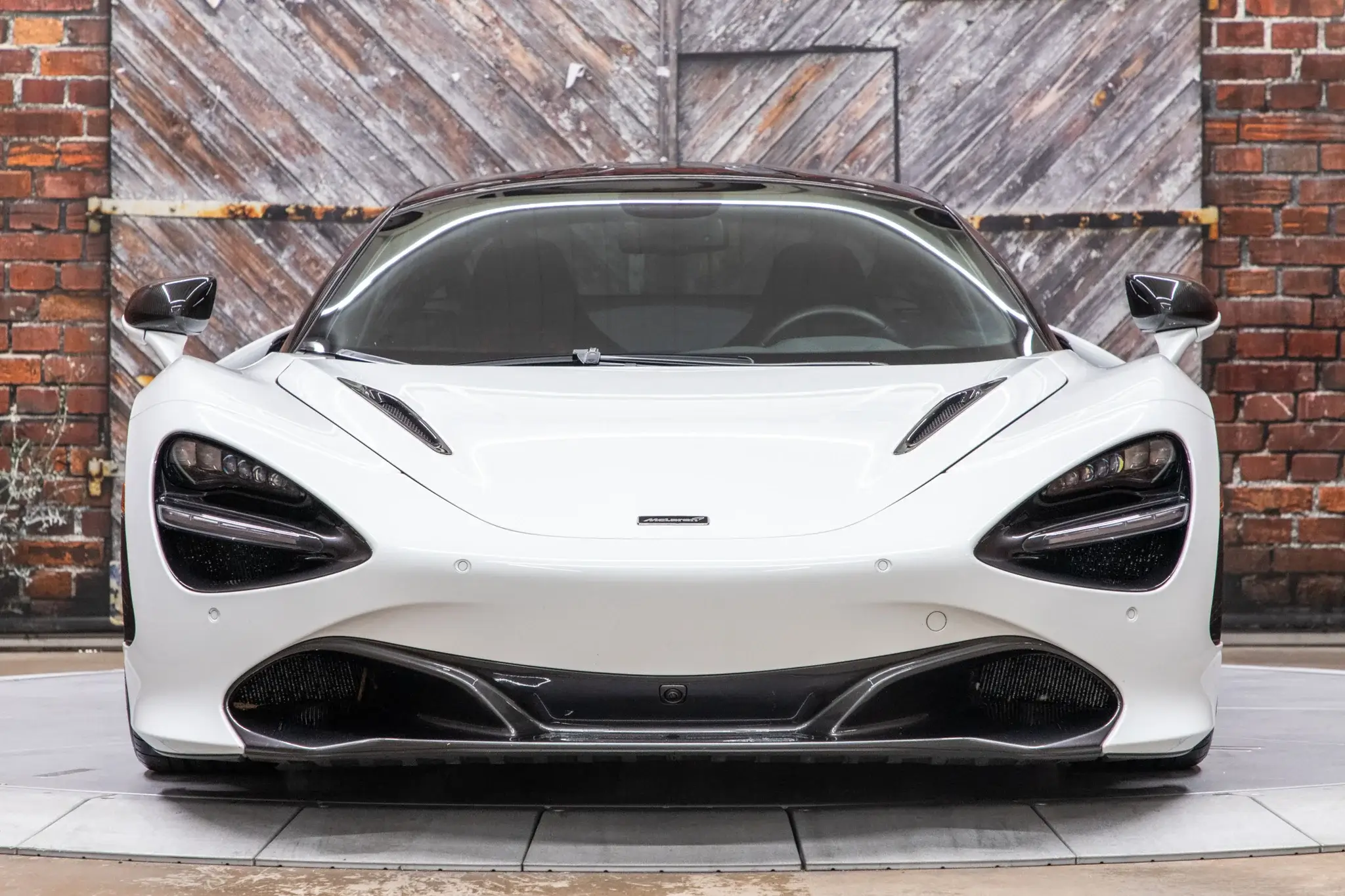 2019 McLaren 720S sold for $235,000
