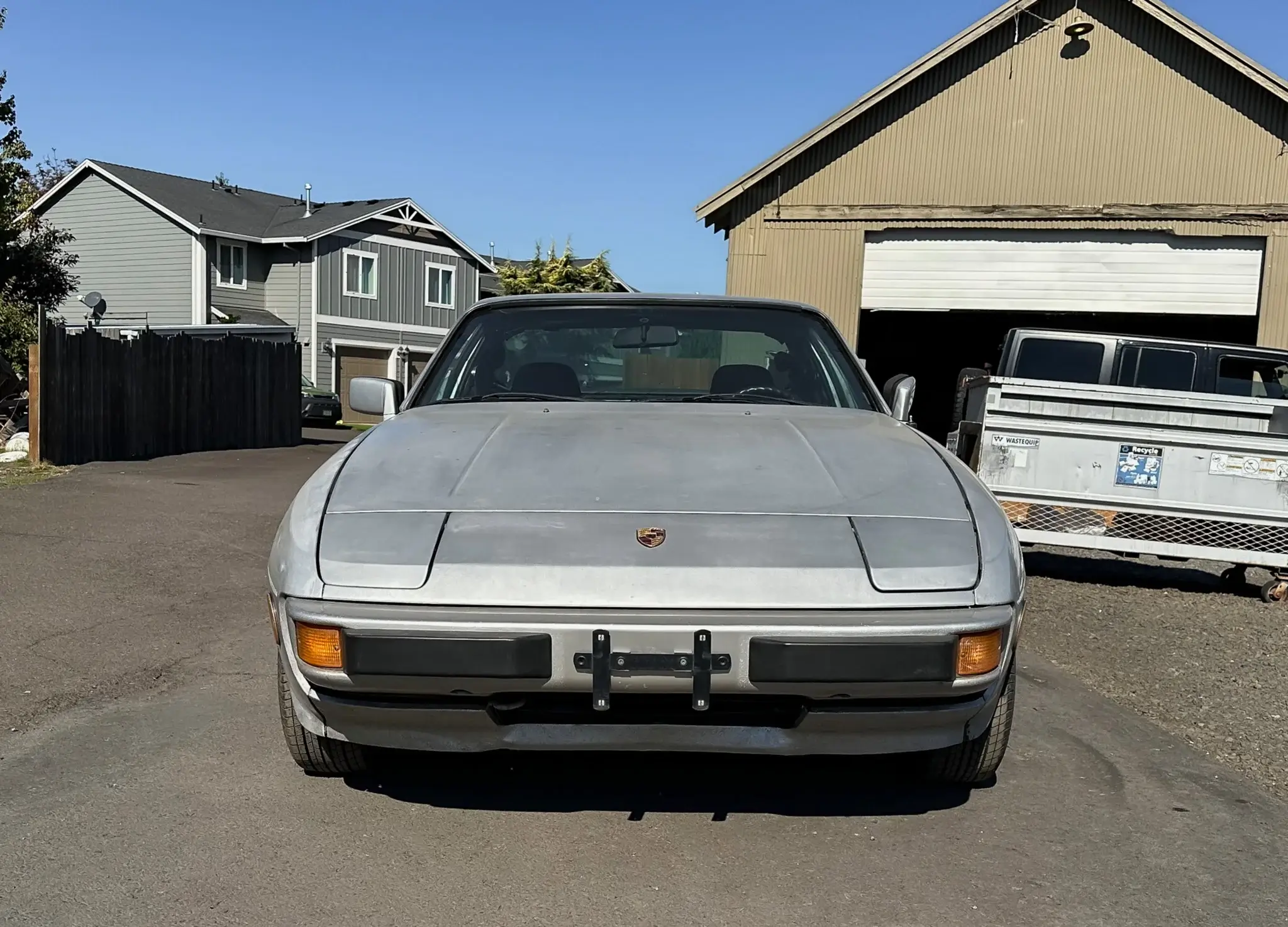 1980 Porsche 924 sold for $500