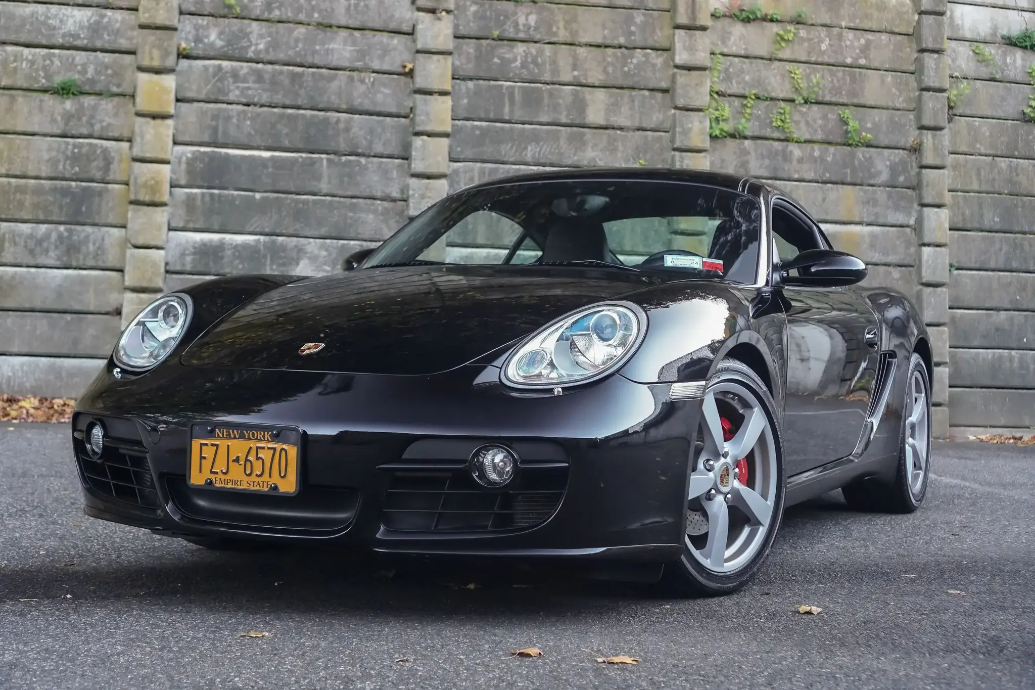 2008 Porsche Cayman S sold for $36,500