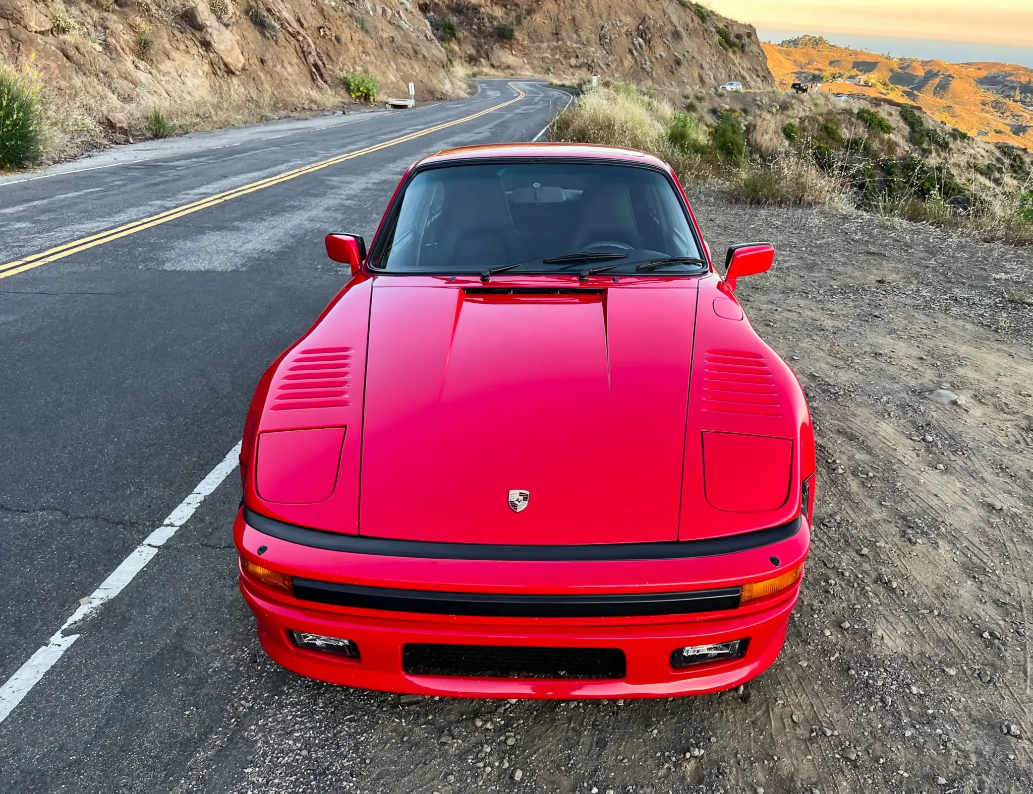 1985 Porsche 911 Carrera sold for $116,100