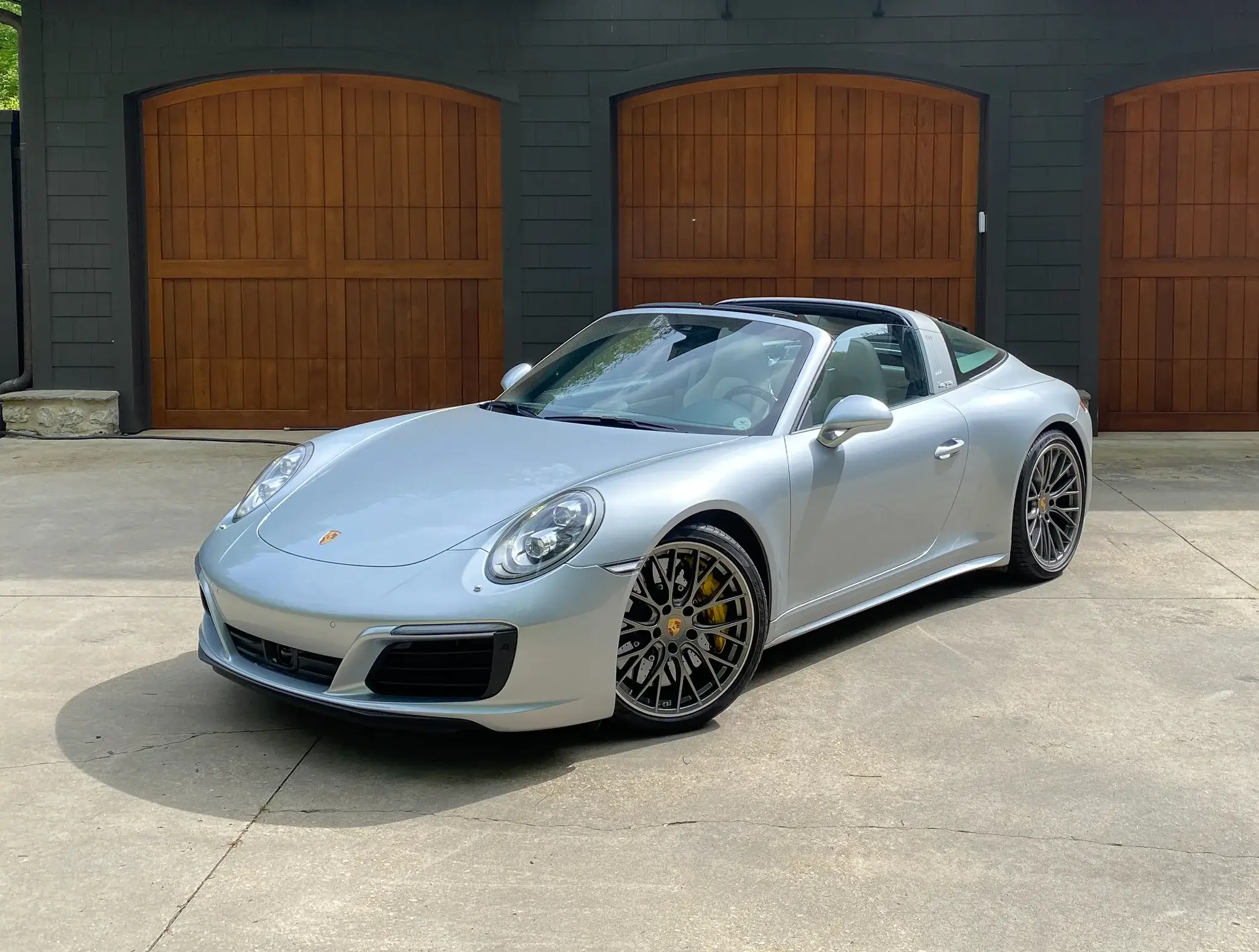 2017 Porsche 911 Targa 4S sold for $130,000