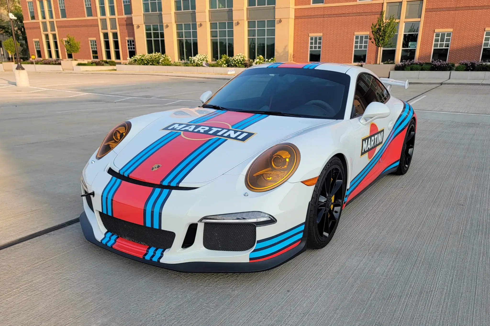 2014 Porsche 911 GT3 sold for $114,500