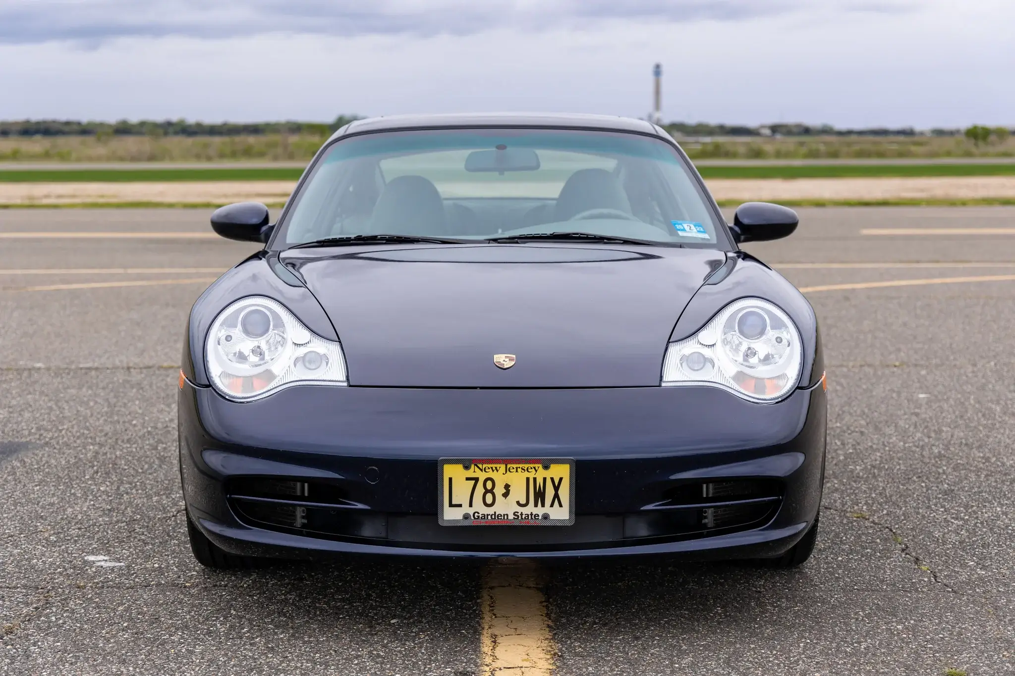 2003 Porsche 911 Carrera sold for $35,996