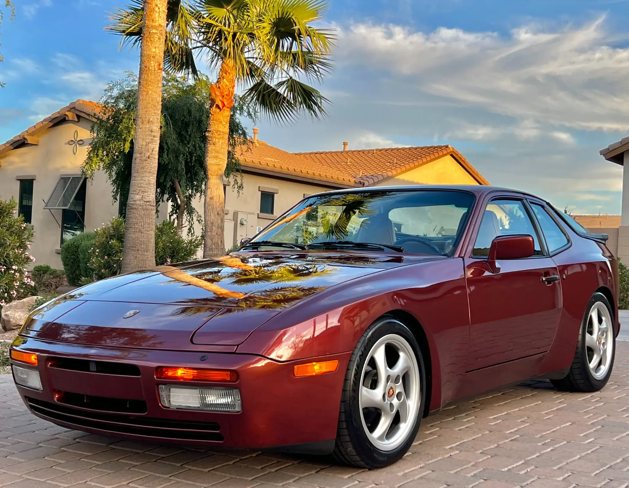 1986 Porsche 944 Turbo sold for $26,000