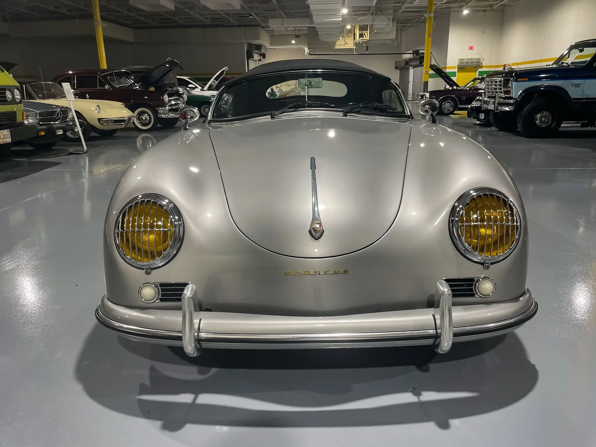 1957 Porsche Speedster Replica sold for $40,000