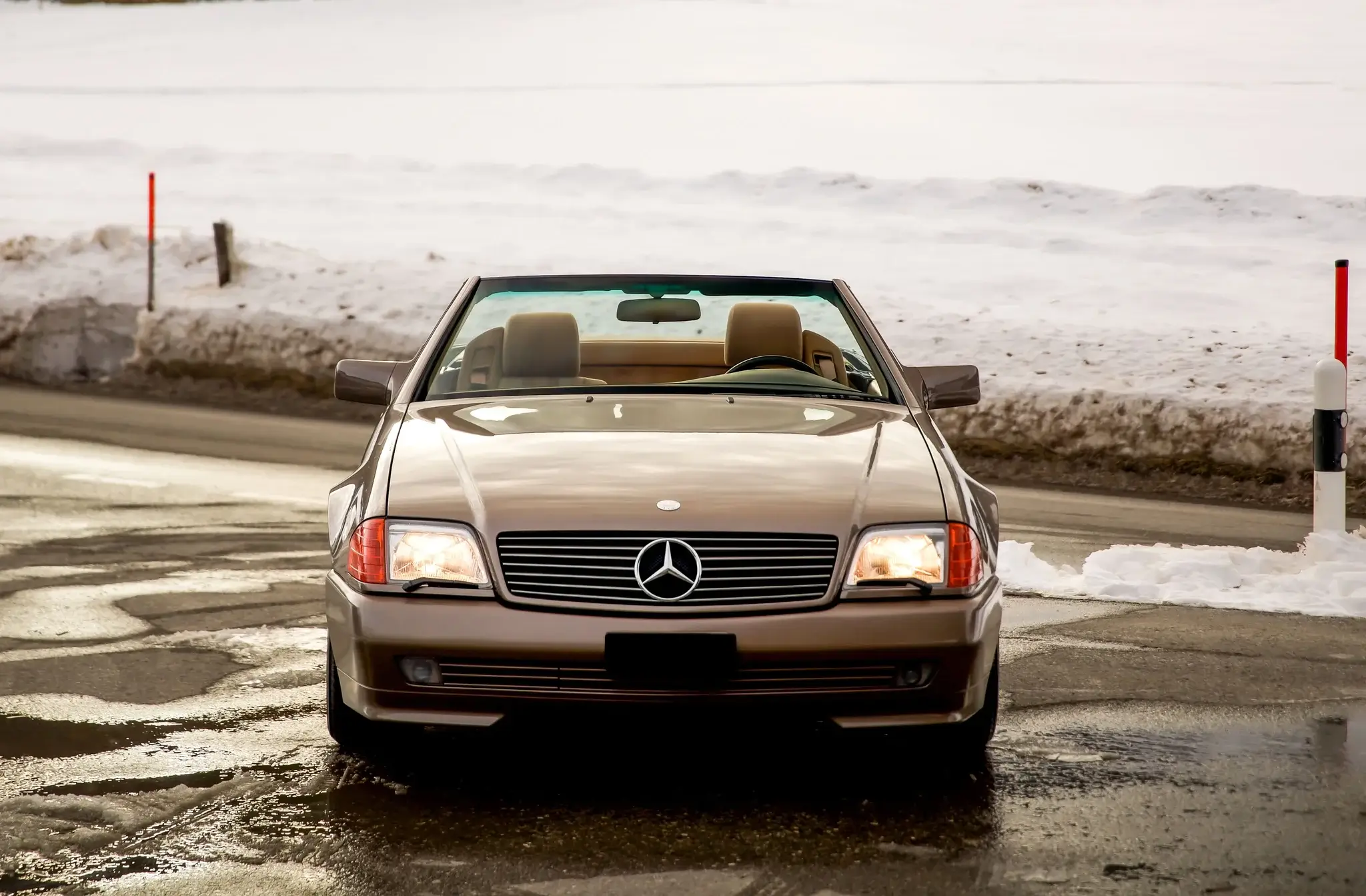 1990 Mercedes-Benz 500SL sold for $95,000