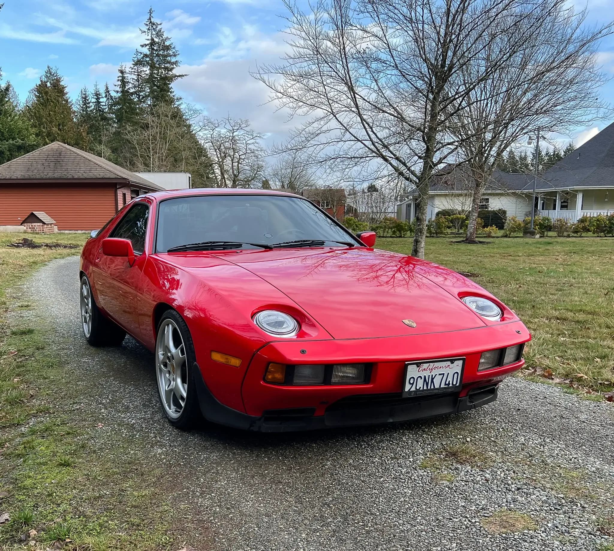 1985 Porsche 928 S sold for $30,999