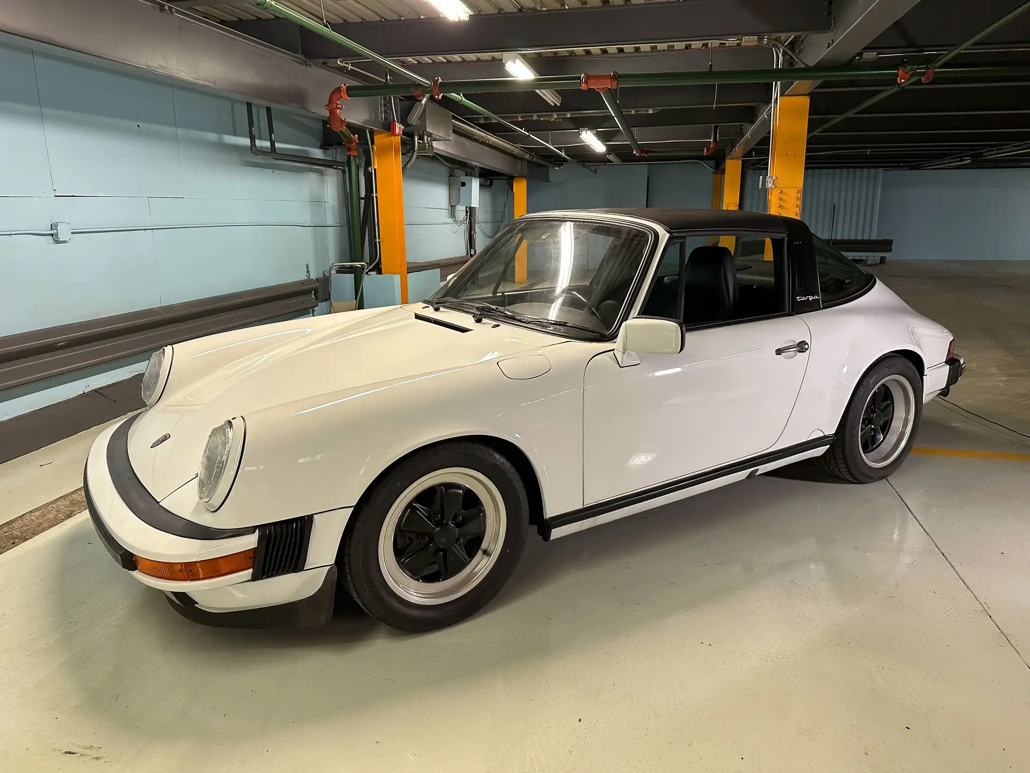 1989 Porsche 911 Carrera Targa sold for $51,750