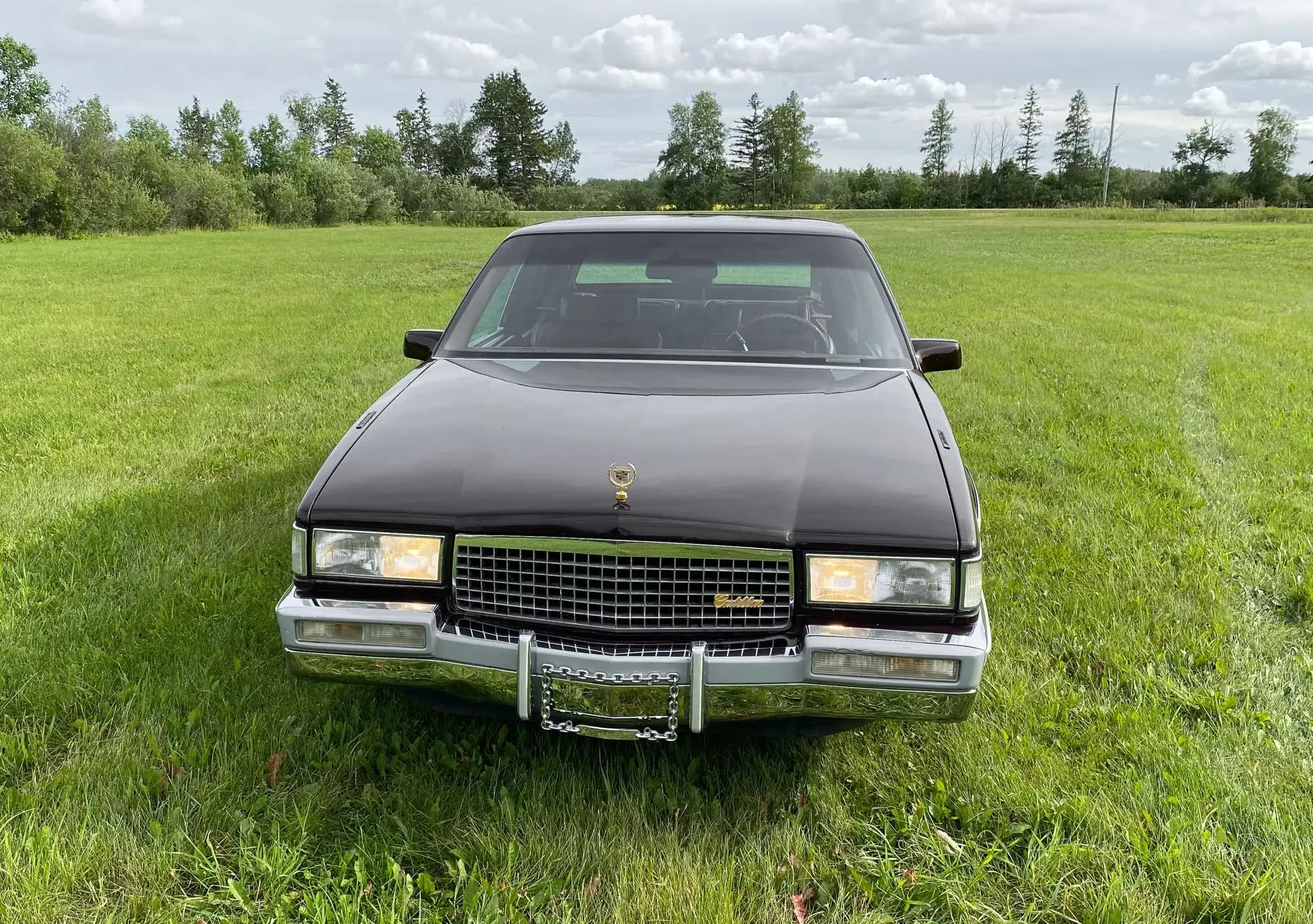 1990 Cadillac Fleetwood Coupe sold for $2,000