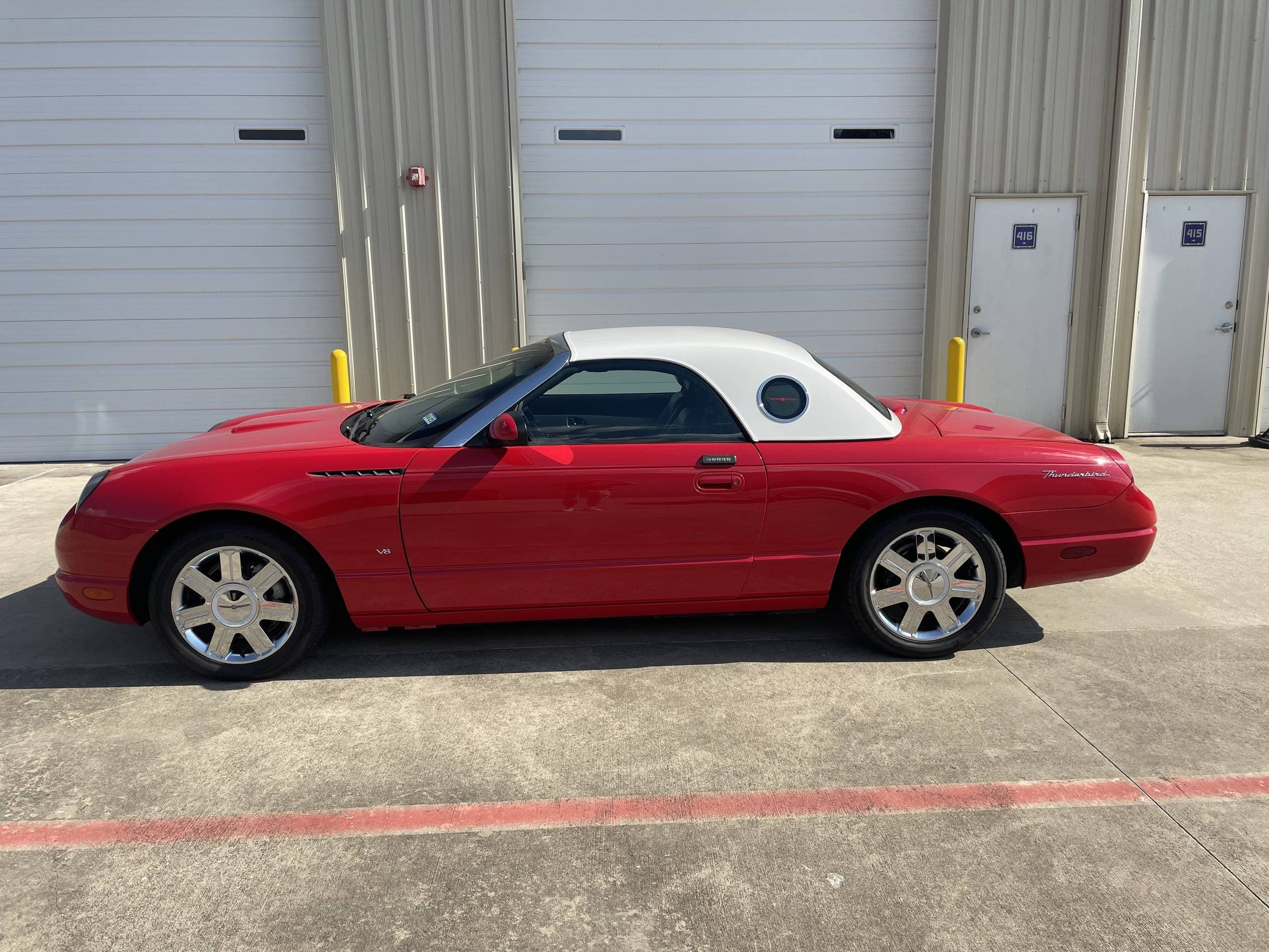 2004 Ford Thunderbird sold for $9,975