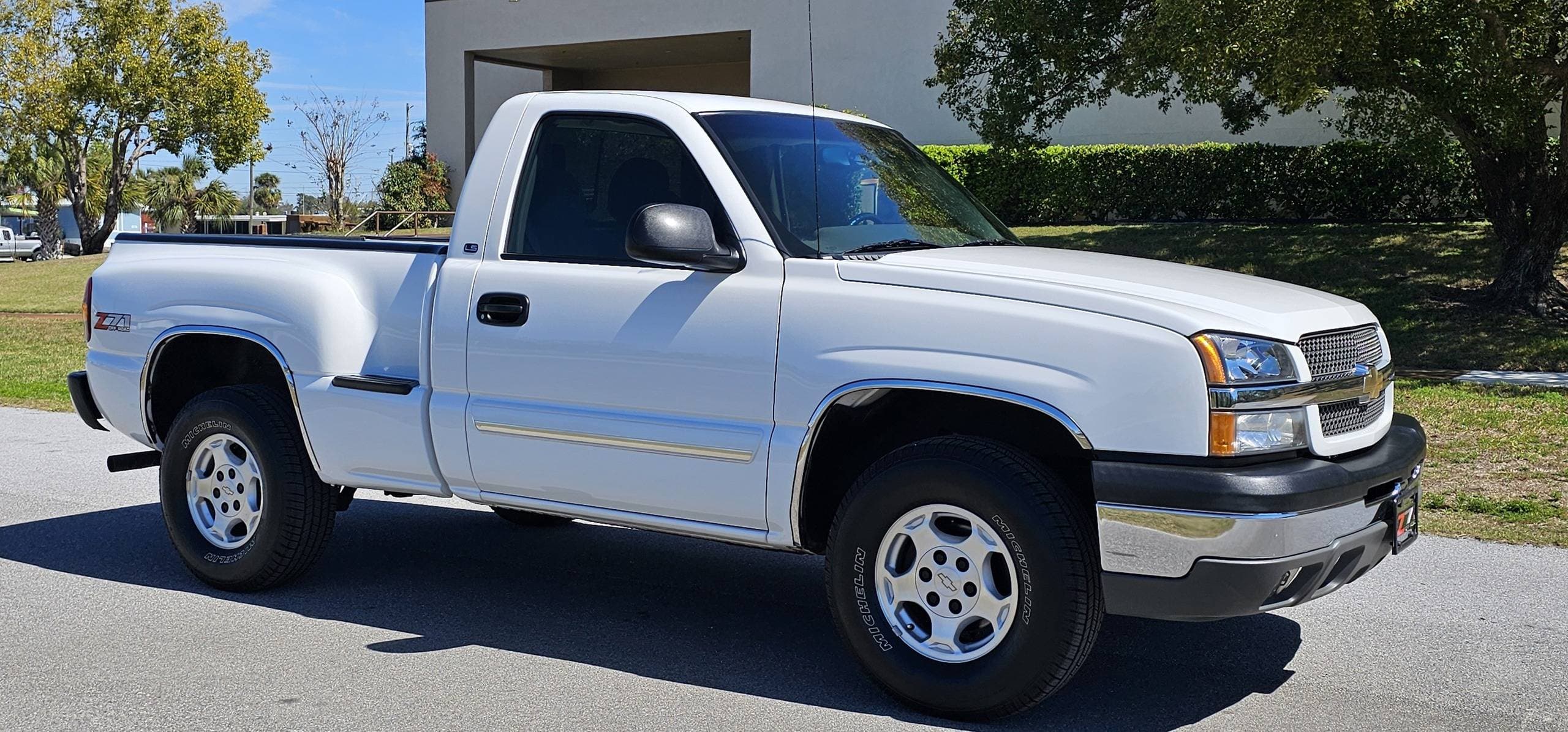 2003 Chevrolet Silverado 4X4 Step Side Z/71 sold for $21,000