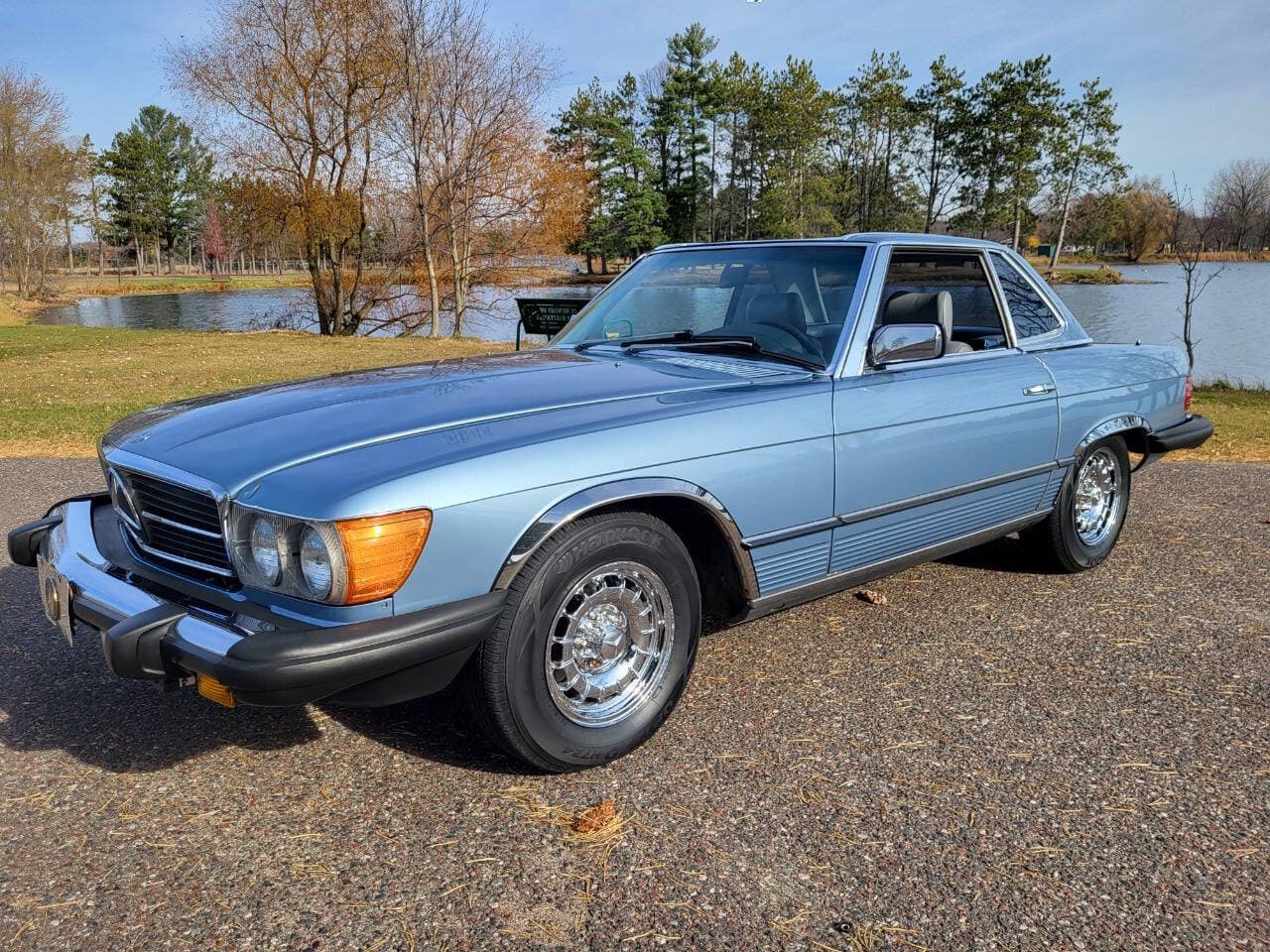 1985 Mercedes-Benz 380SL Convertible sold for $7,350