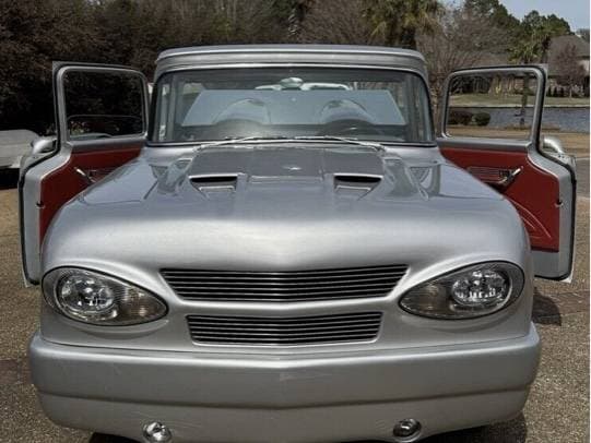 1960 Ford F100 Custom sold for $48,300