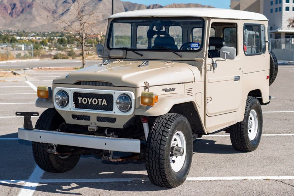 1980 Toyota Land Cruiser FJ40 sold for $32,000