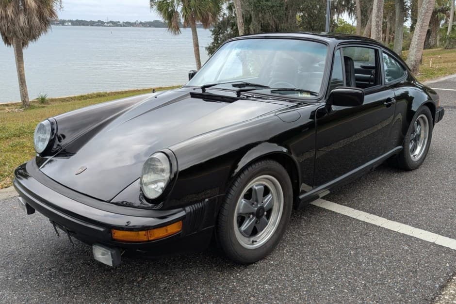 1983 Porsche 911SC sold for $46,625