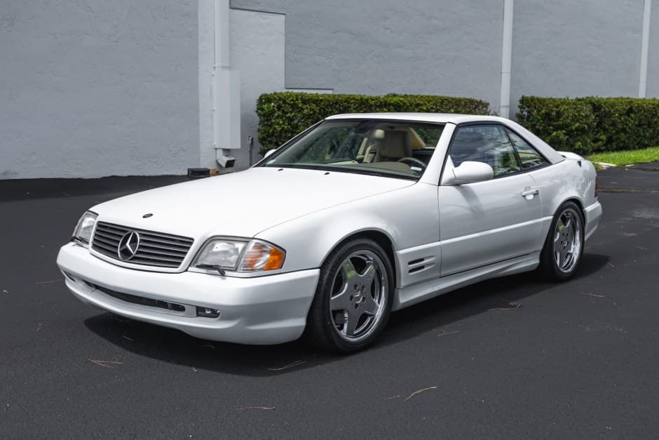 2001 Mercedes-Benz R129 SL sold for $25,750
