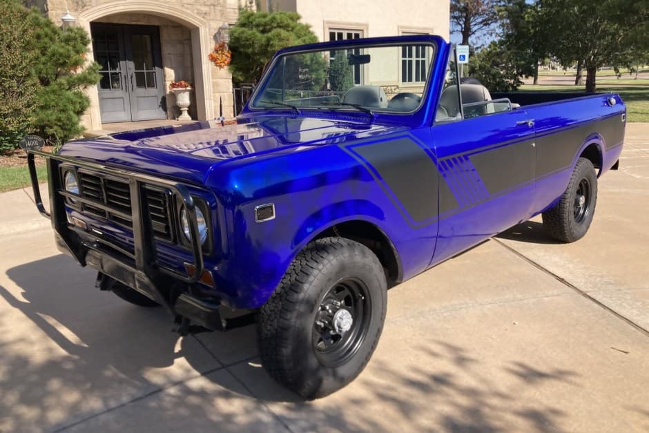 1976 International Harvester Scout II Traveler sold for $22,500
