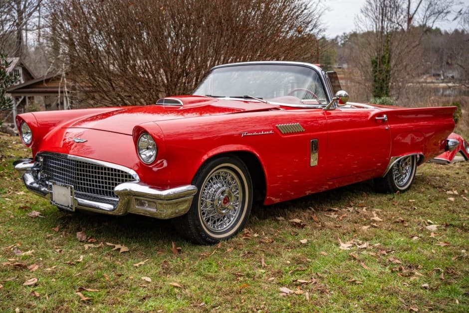1957 Ford Thunderbird (1955-1957) sold for $26,250