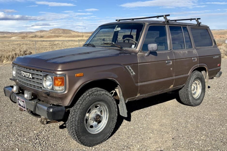 1985 Toyota Land Cruiser 60-Series sold for $13,750