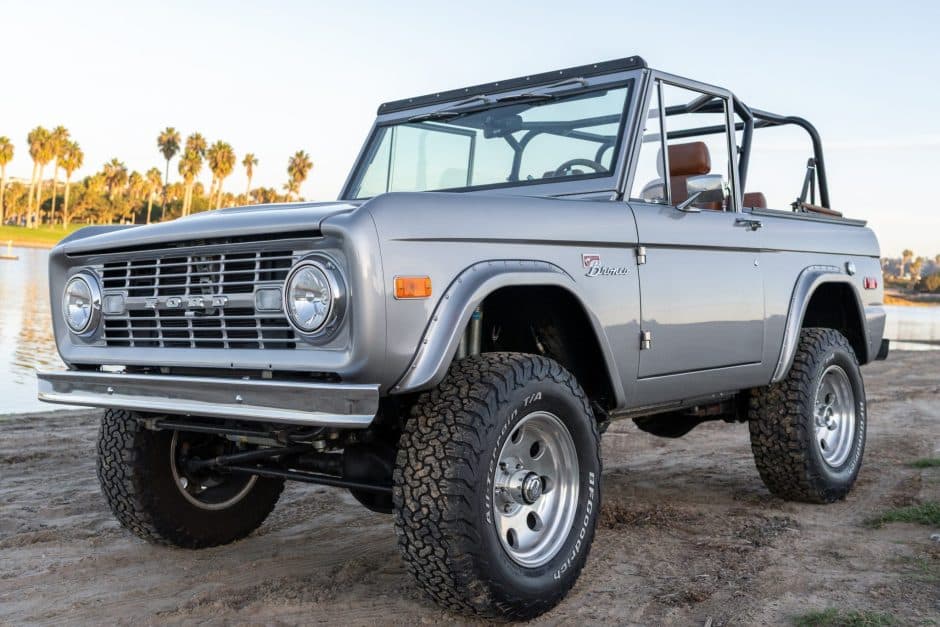 1966 Ford Bronco U13/U14/U15 1966-1977 sold for $127,000