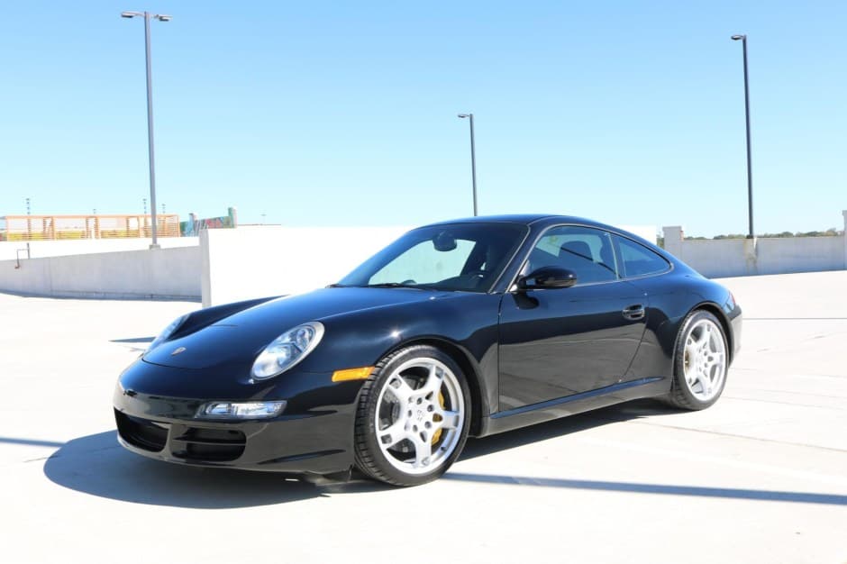 2005 Porsche 997 911 Carrera S sold for $40,500