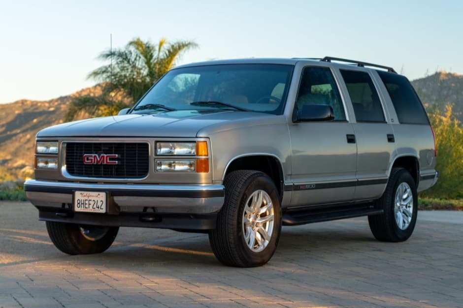 1999 GMC Yukon GMT400 sold for $17,277