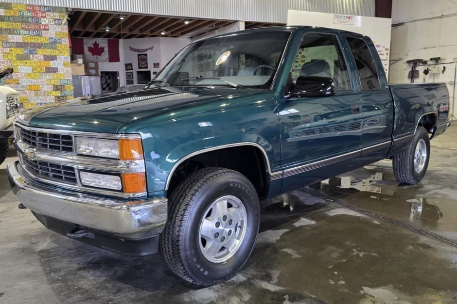 1995 Chevrolet C/K GMT400 (1988-2002) sold for $22,500