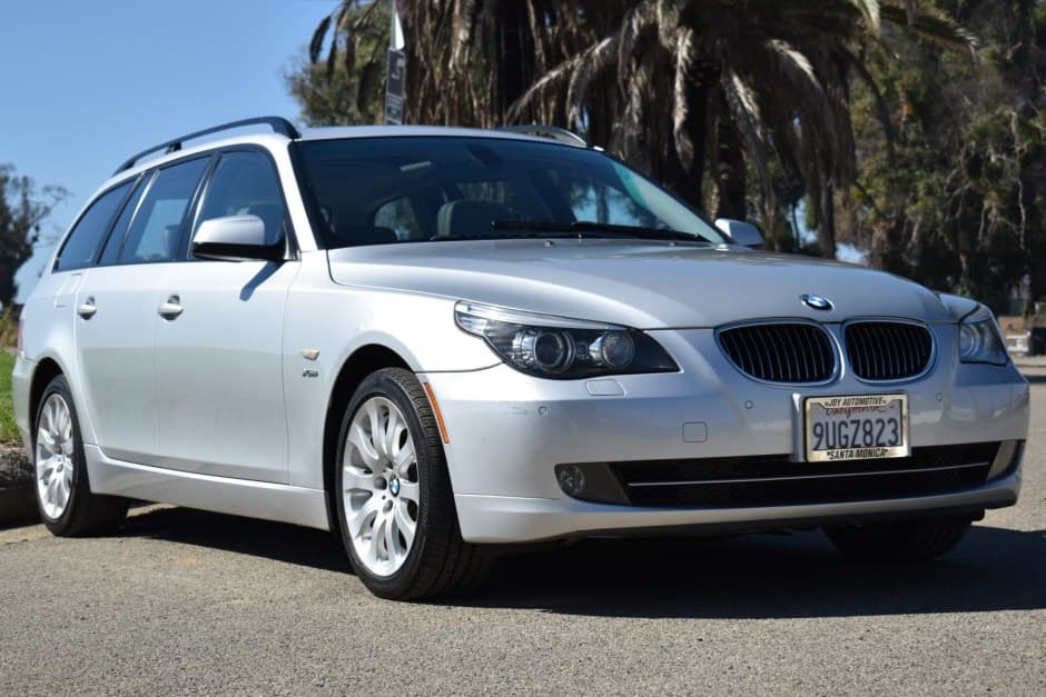 2010 BMW E61 5-Series Touring sold for $8,800