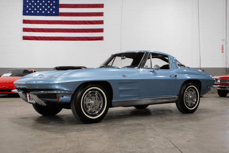 1963 Chevrolet Corvette C2 sold for $155,000