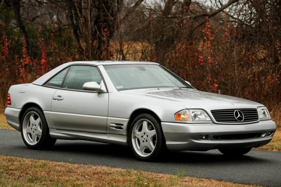 2002 Mercedes-Benz R129 SL sold for $36,250