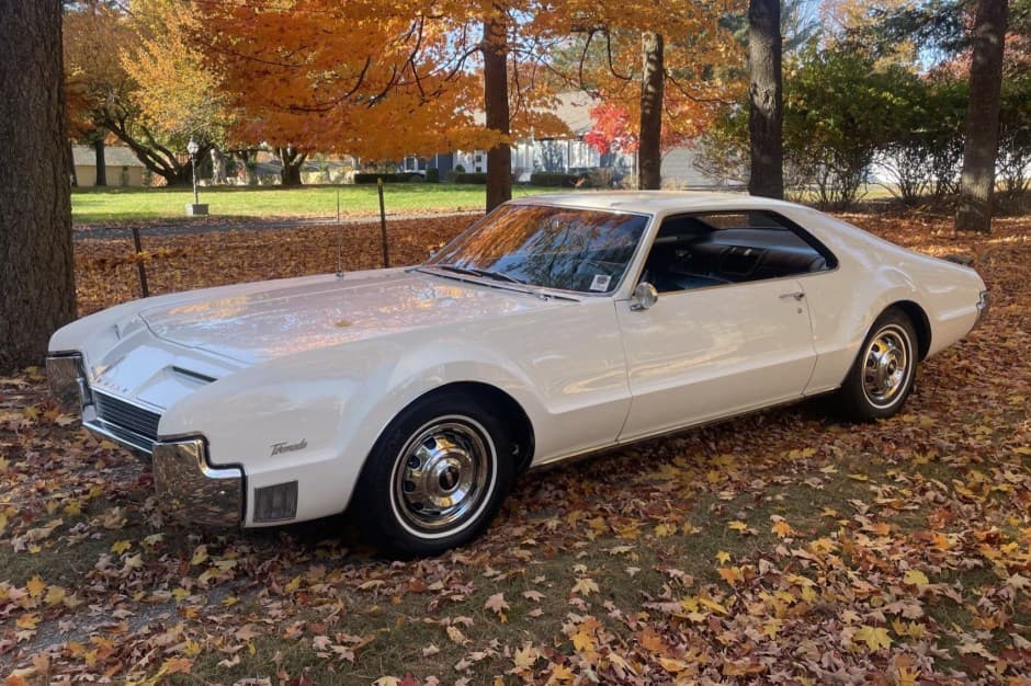 1966 Oldsmobile Toronado sold for $32,000