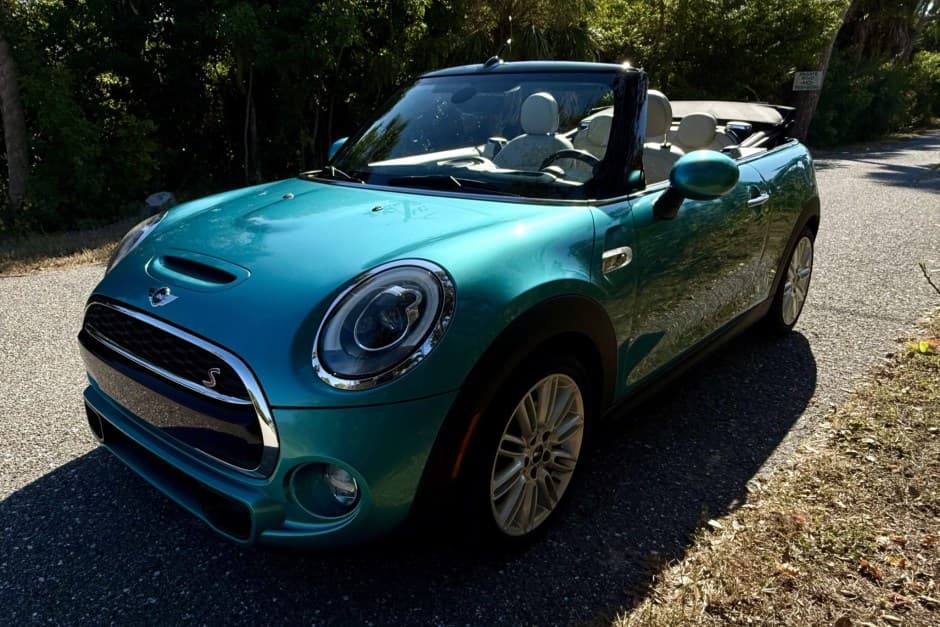 2016 Mini F57 Convertible sold for $20,500
