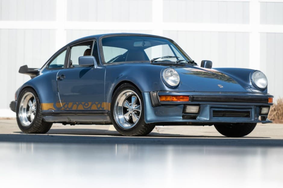 1989 Porsche 911 Carrera 3.2 sold for $68,500