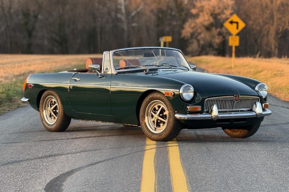 1974 MG MGB sold for $18,750