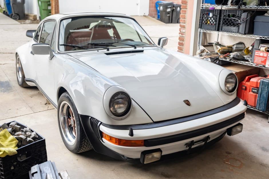 1976 Porsche 930 Turbo sold for $102,000