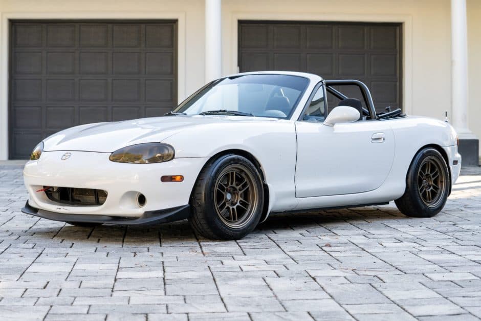 2004 Mazda NB MX-5 Miata sold for $19,750
