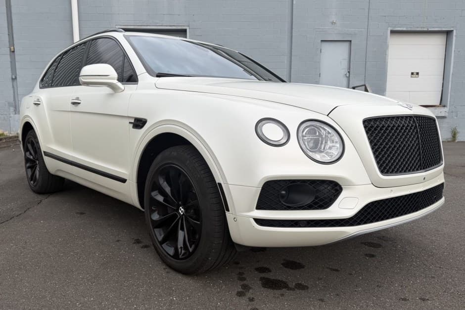 2017 Bentley Bentayga sold for $47,250
