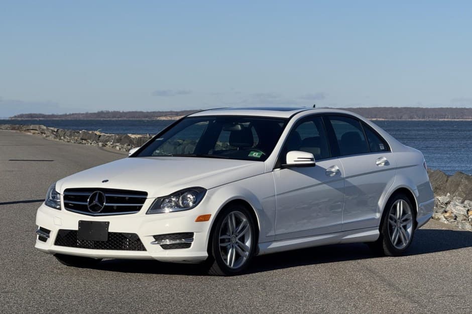 2014 Mercedes-Benz W204 C-Class sold for $16,250