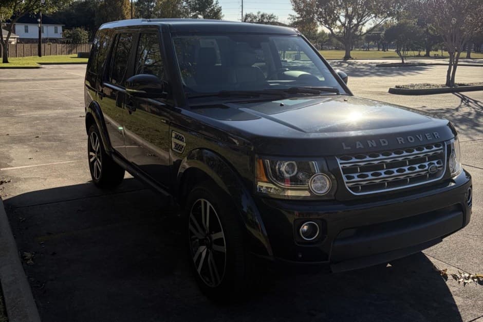 2014 Land Rover LR4 sold for $26,900